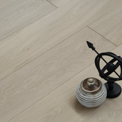 Prime Grade Unfinished Oak Engineered Multiply Planks BO2009