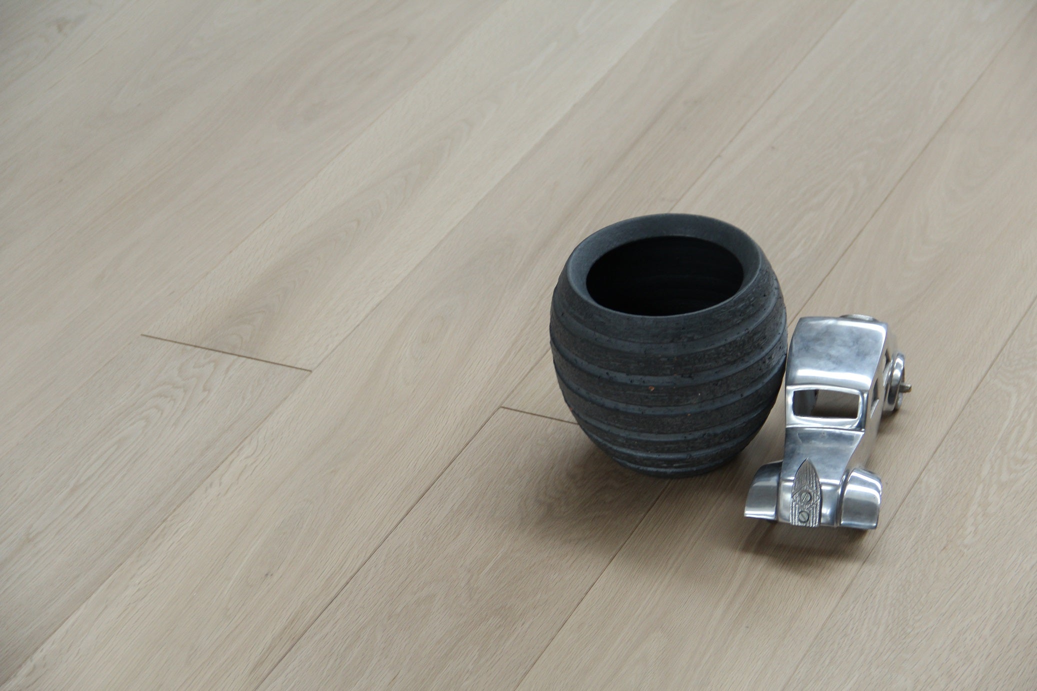 Prime Grade Unfinished Oak Engineered Multiply Planks BEO2009