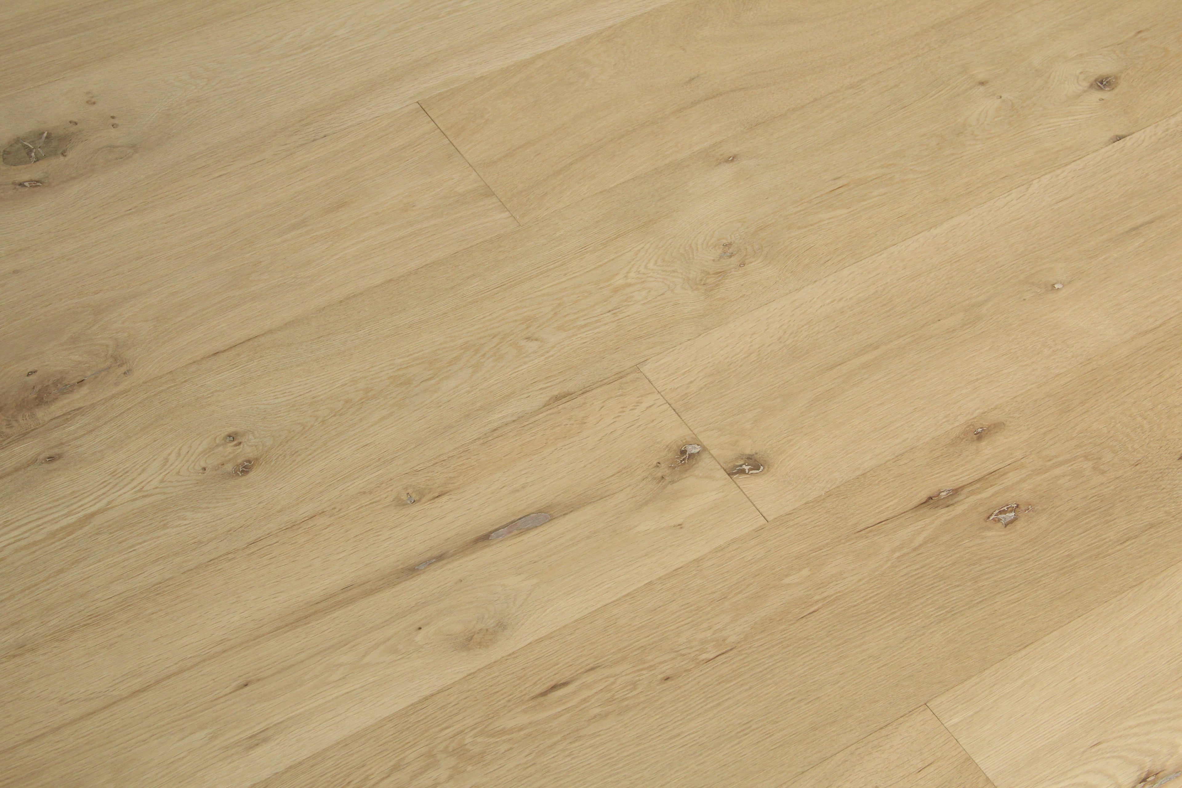 Unfinished European Oak Engineered Wood Flooring BEO1591B