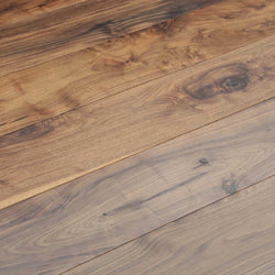 Lacquered Engineered American Black Walnut Flooring BW2052