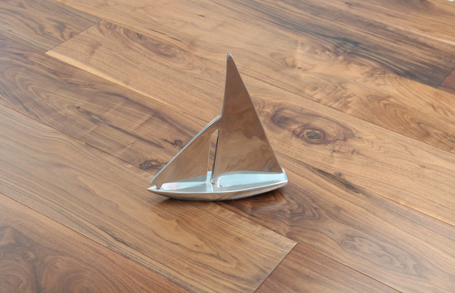 Engineered Lacquered American Black Walnut Flooring BEW2053