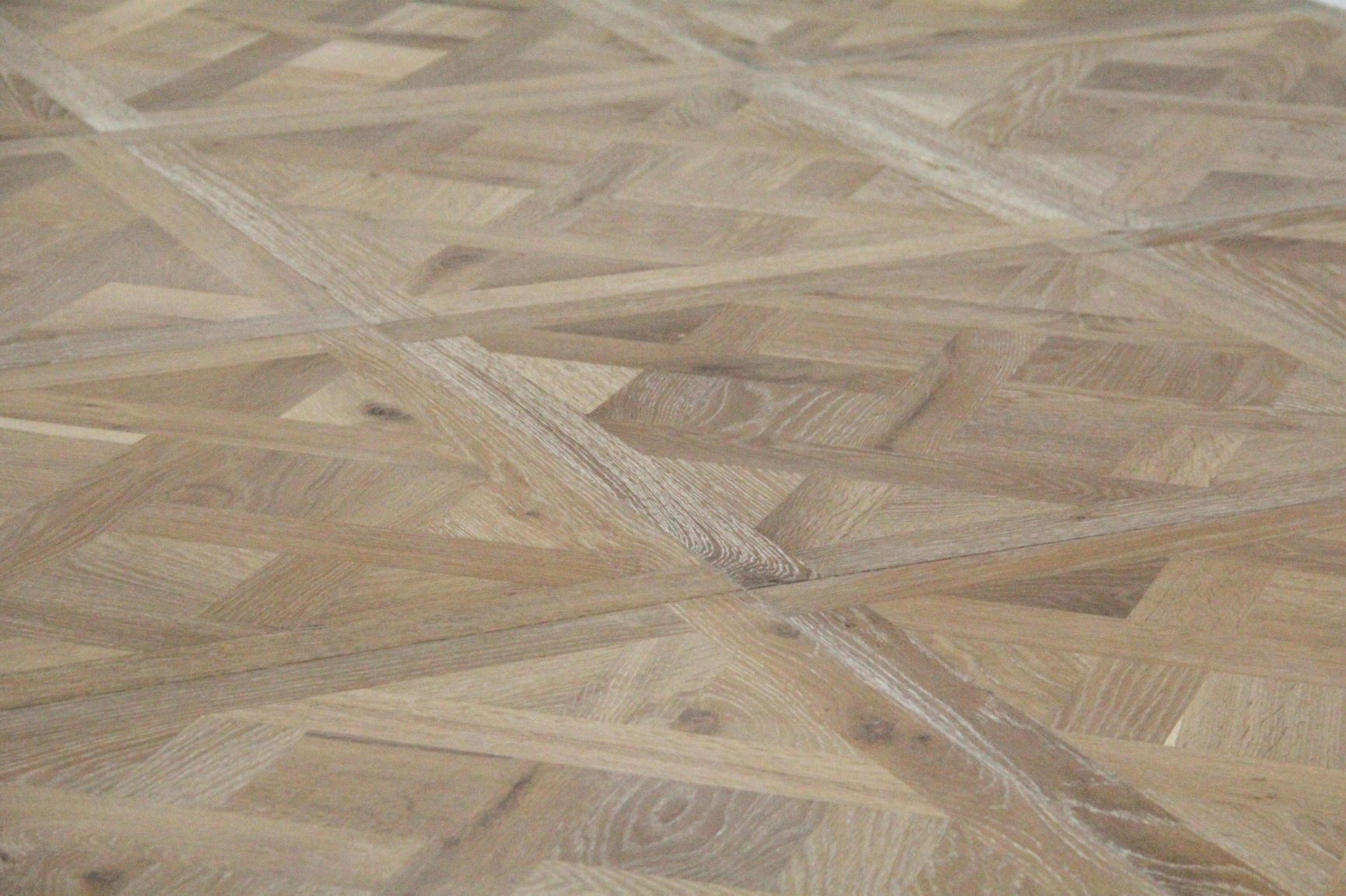 European Oak Smoked Grey Parquet Versailles Flooring 580x580x20/6mm BPE2006